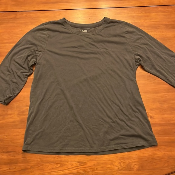 Kim Rogers pajama set shirt and shorts. Women’s XL. Gently used. - Picture 2 of 4